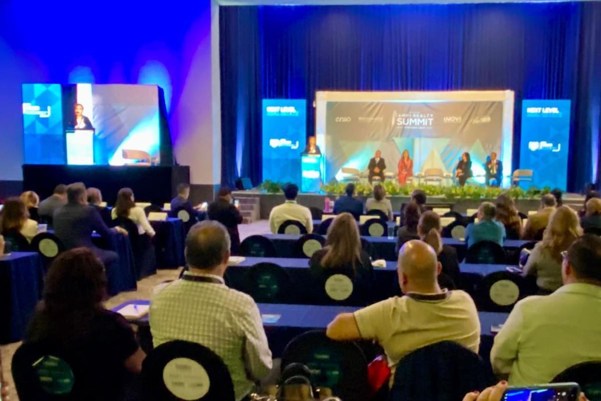 Impulsa “AMPI Realty Summit 2025” la actualización del sector inmobiliario
