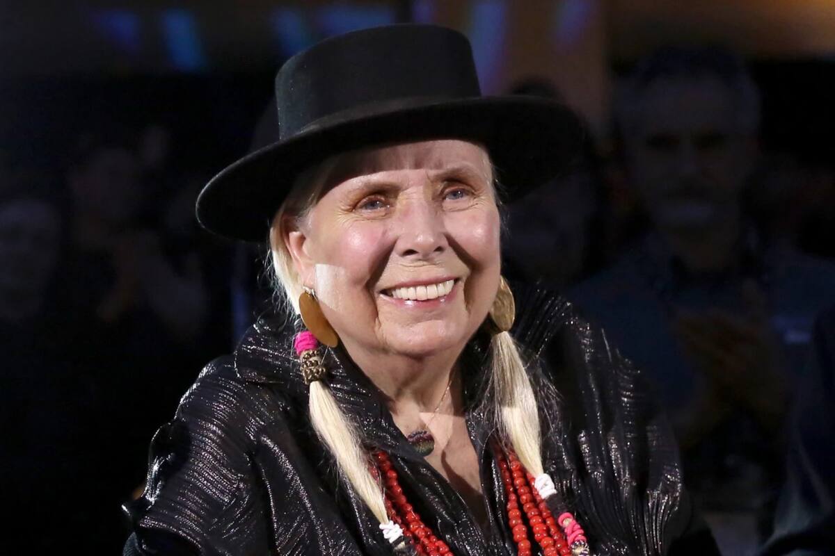 Joni Mitchell actuará en vivo en la transmisión de los Grammy