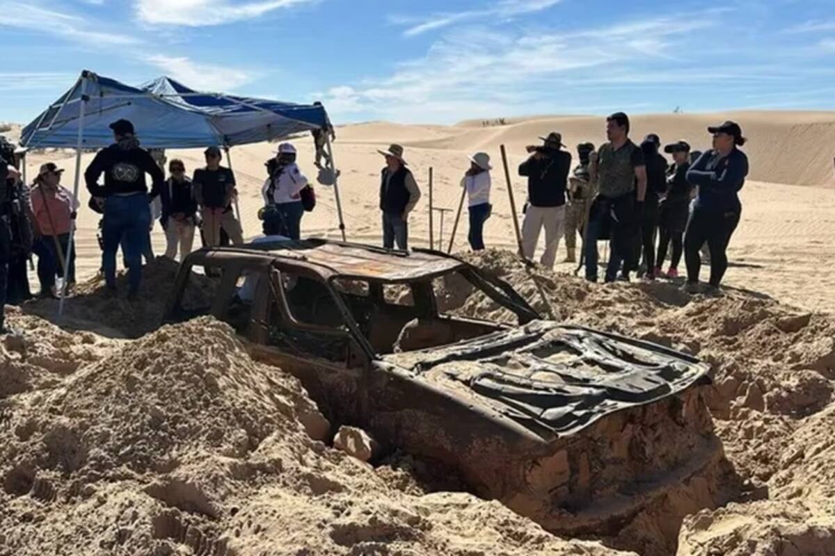 Aclara FGE que solo una camioneta fue hallada enterrada en el desierto