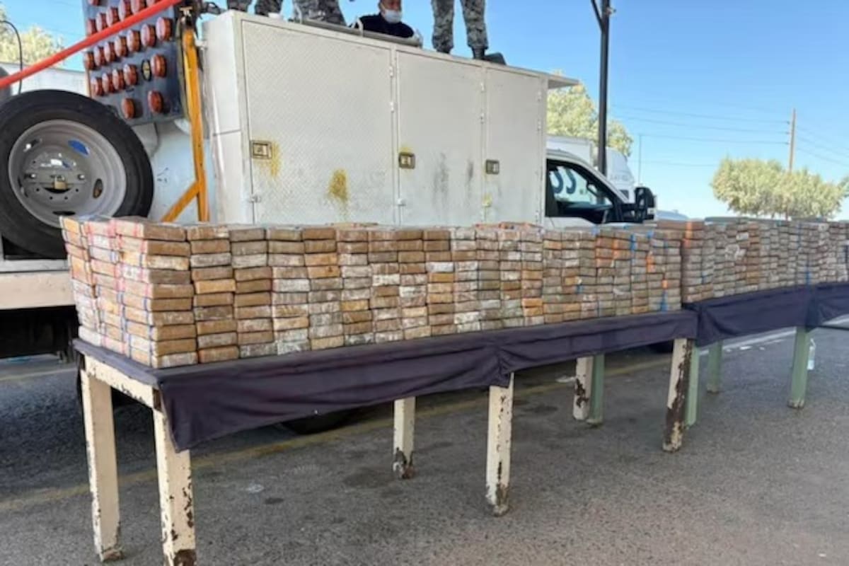 Hallan más de una tonelada de presunta cocaína en doble fondo de camioneta en San Luis Río Colorado