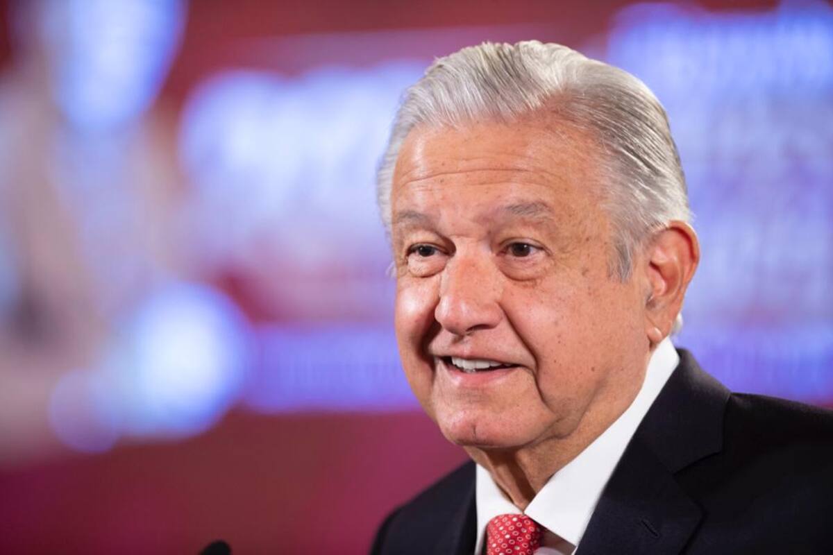 Mañanera de AMLO: Felicita López Obrador a mujeres por manifestación pacífica: la actitud fue “combativa, pero responsable”, destaca
