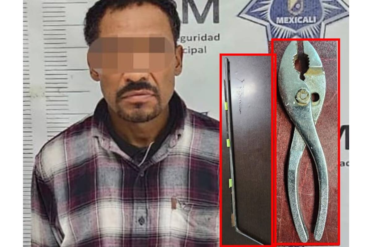 Detienen a sujeto robando autopartes del “Monumento a la Imprudencia”