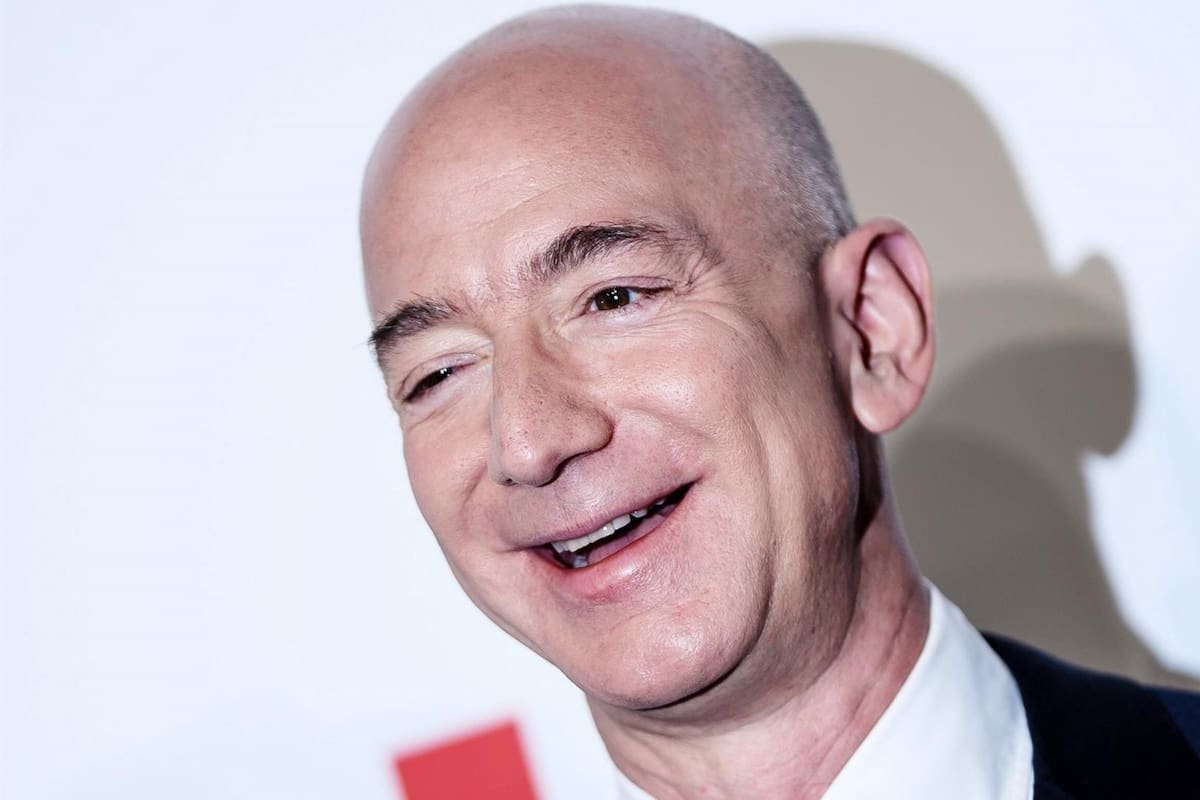 Bezos dice que Amazon debe hacer "un trabajo mejor" con sus empleados