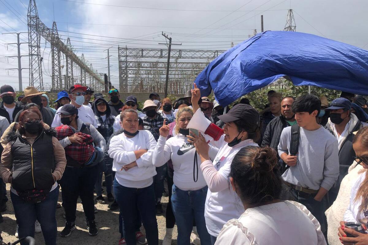 Bloqueo en Pemex Rosarito dependerá de atención a sus demandas: Lideresa