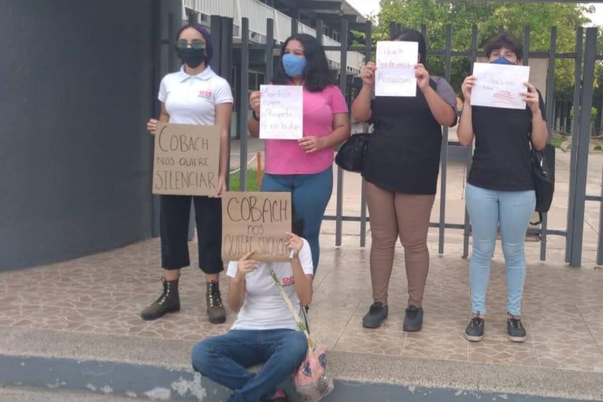 Exponen alumnas del Cobach #1 Obregón supuestos casos de acoso por parte de profesores
