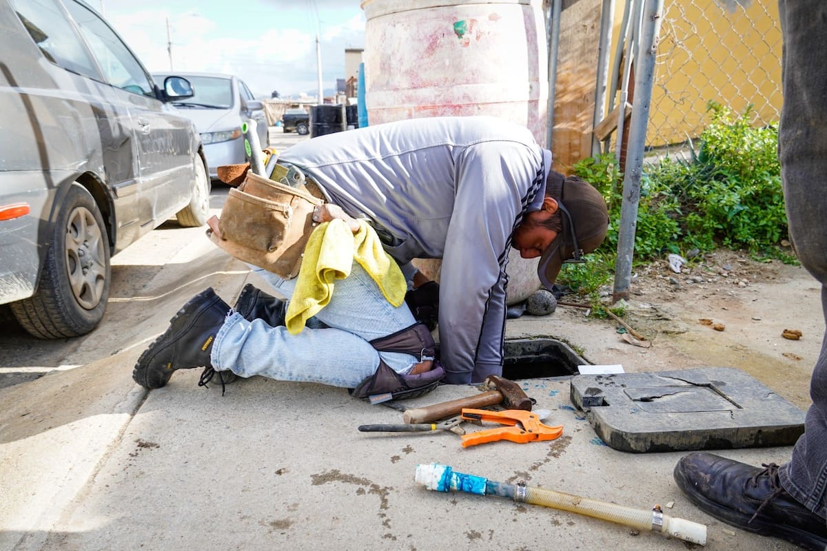 Detectan 110 tomas irregulares de agua en El Roble