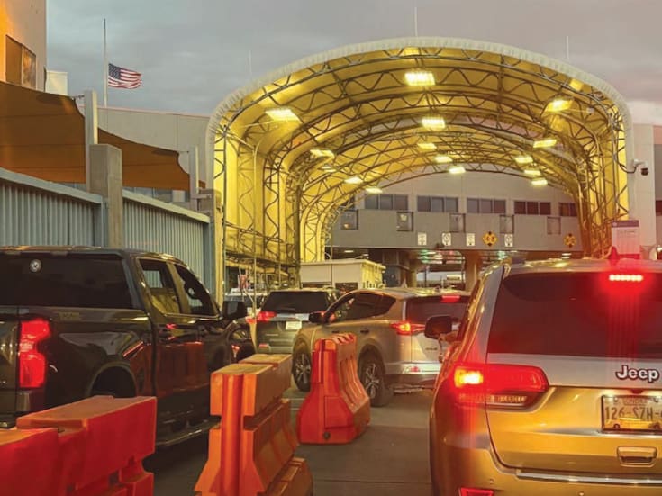 ICE instala puntos de revisión en garitas de Nogales para detectar estadías irregulares de residentes y turistas