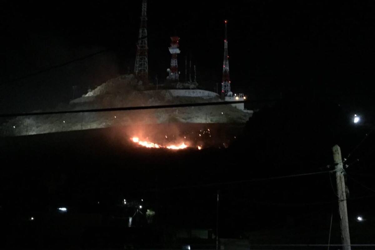 Se registra incendio en las inmediaciones del Cerro de la Campana