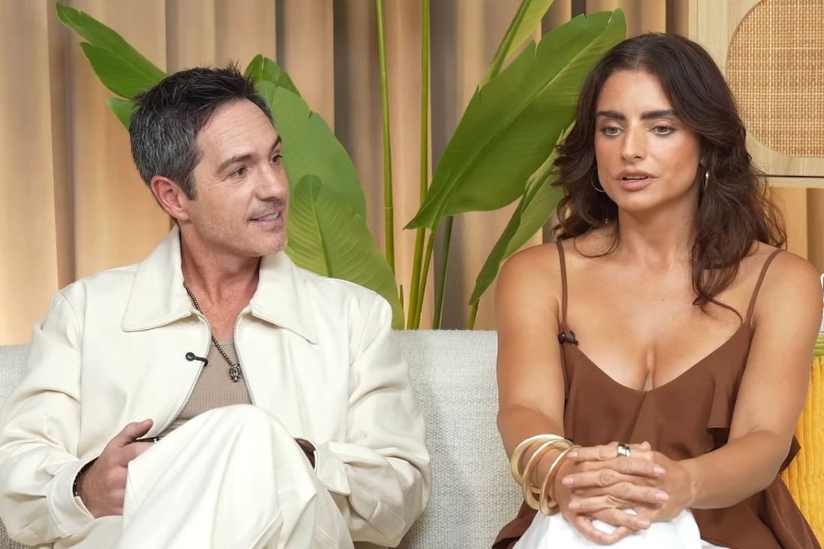 Aislinn Derbez revela por qué considera que la pareja es un espejo de lo que debemos sanar y explica junto a Mauricio Ochmann cómo pasaron del divorcio a una relación basada en la aceptación radical y la responsabilidad personal