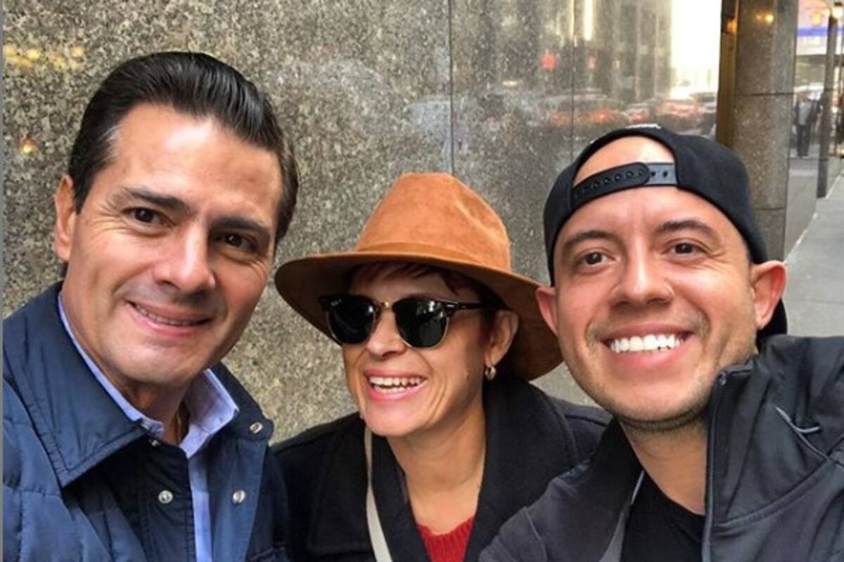 Sonorense se encuentra a Peña Nieto en NY y aprovecha para fotografiarse con él