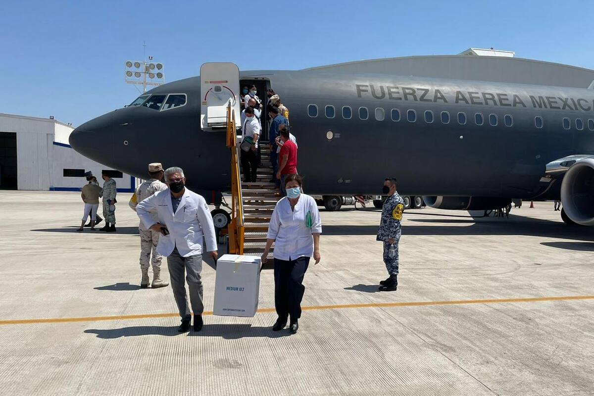 Covid en Sonora: Llegan más de 16 mil vacunas AstraZeneca para adultos de 40 a 49 años