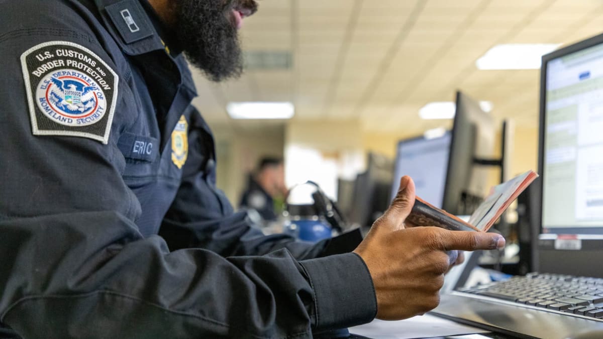 CBP procesa más de mil millones de viajeros con datos biométricos faciales