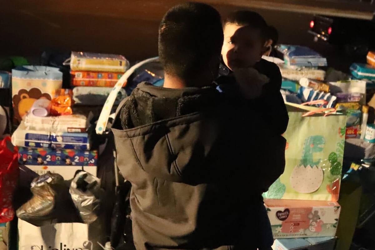 Mexicalenses se unen a colecta en apoyo de familia de Keren