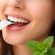 ¿Mascar chicle de menta es bueno para los dientes? Esto dice la ciencia