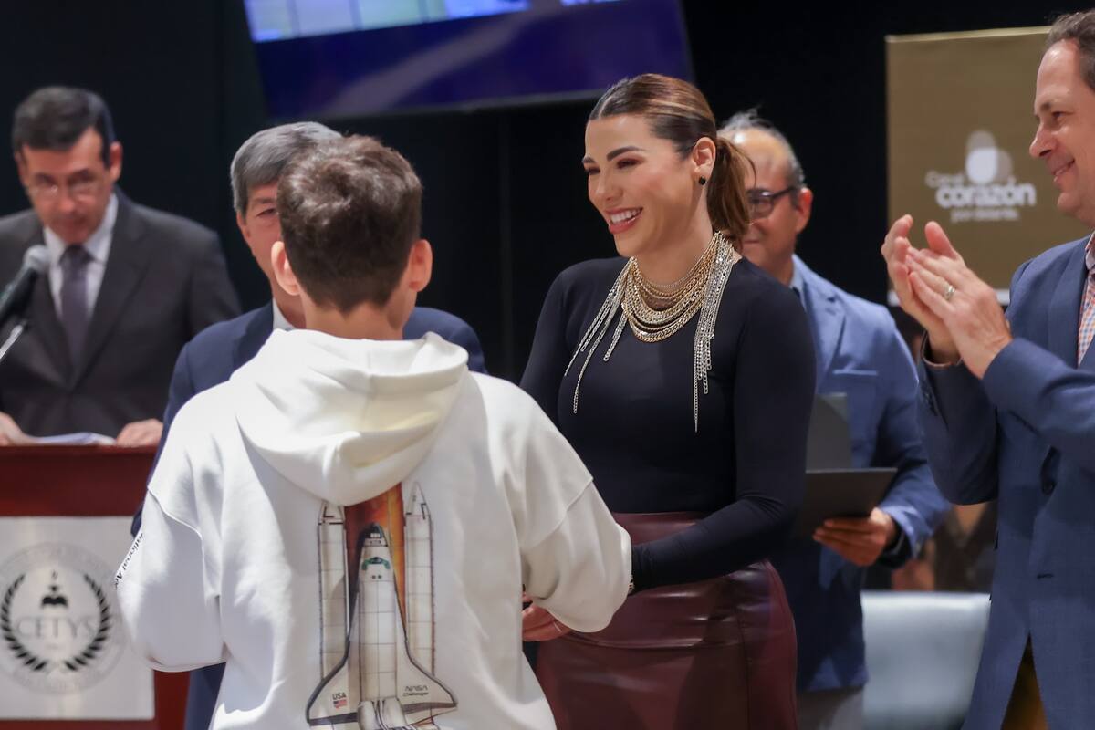 En Cetys Universidad se apoyaron a 550 estudiantes con becas.