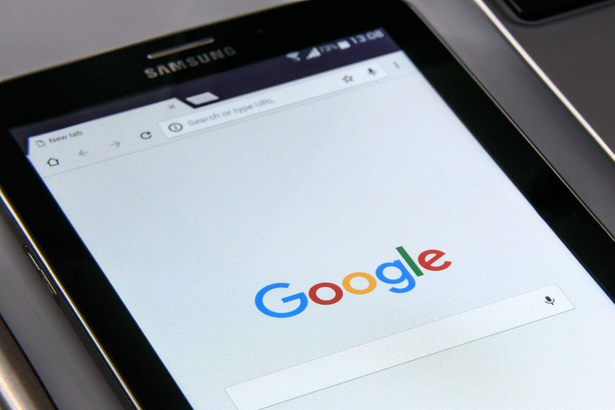 Google busca combatir la desinformación por el COVID-19