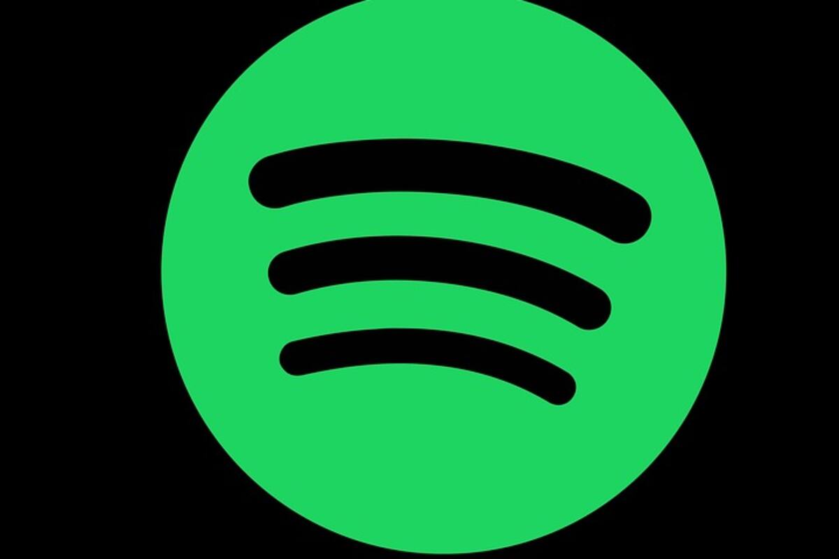 Planea Spotify cobrar suscripciones para escuchar podcast