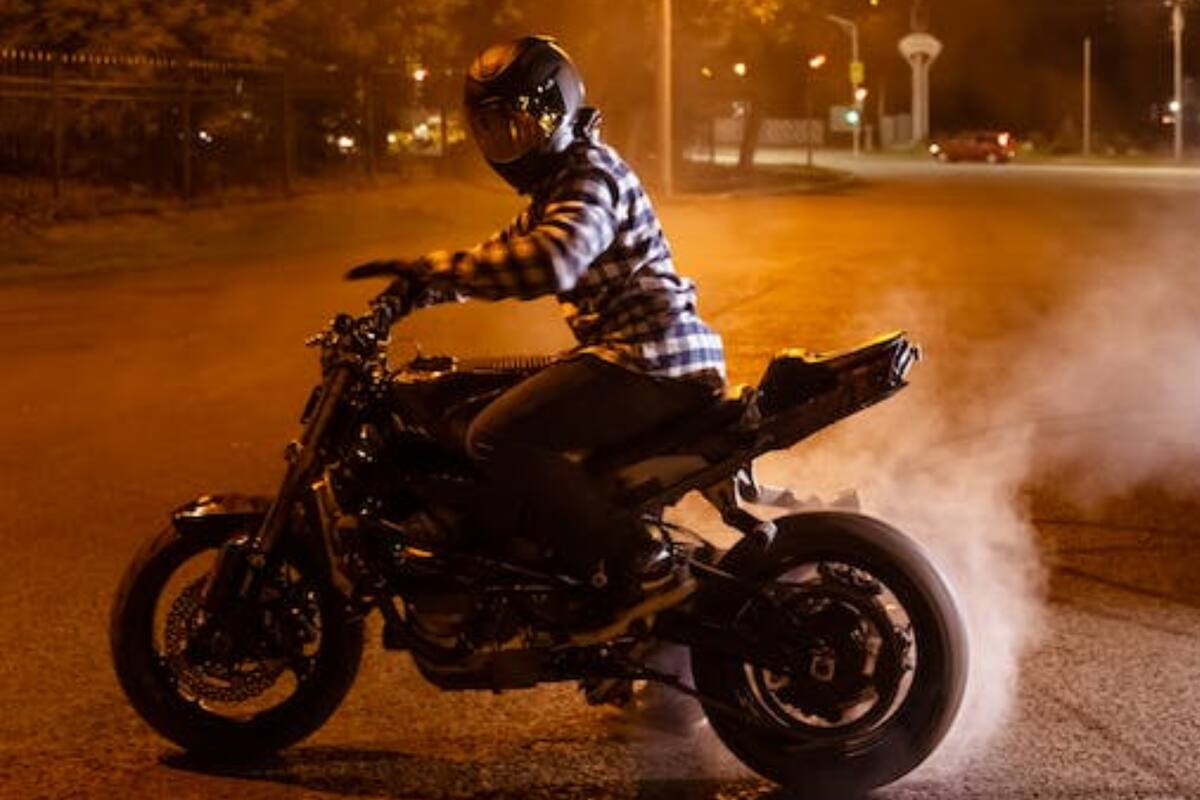 Detienen a motociclista por posesión de narcóticos en Hermosillo