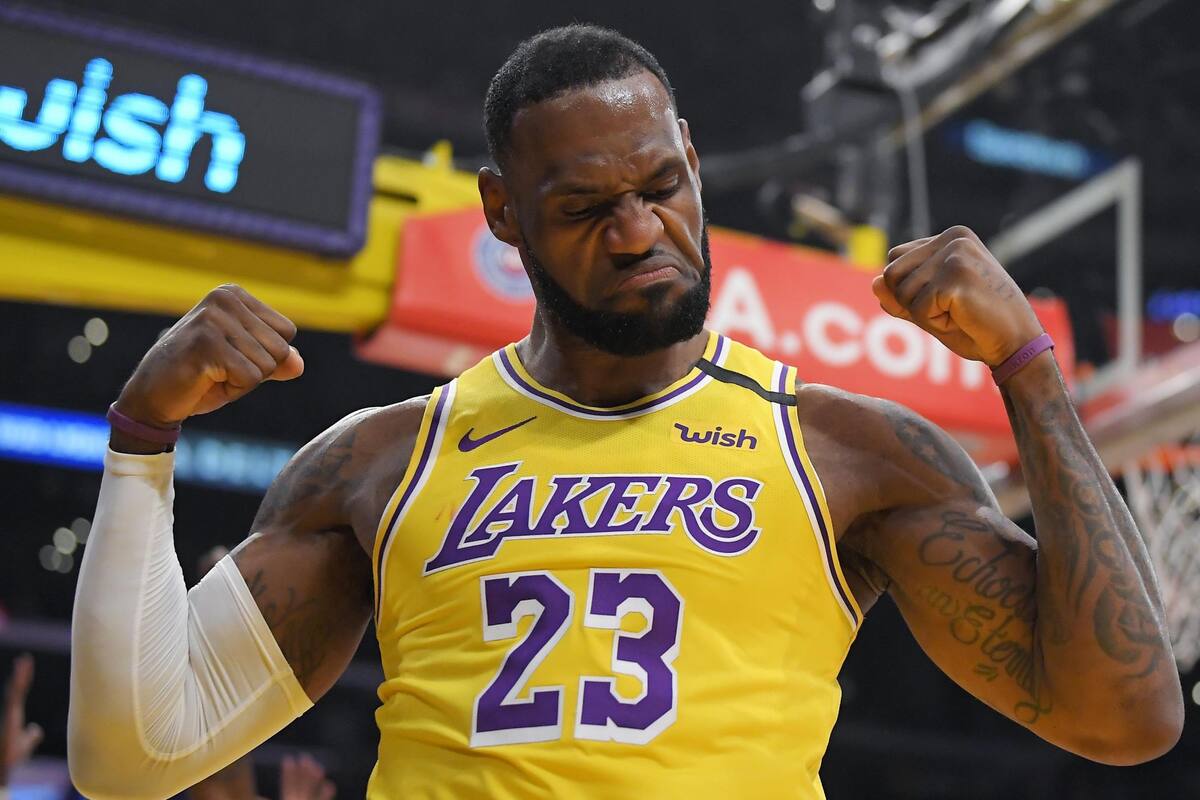 Demanda de 33 millones de dólares le cae a LeBrón James