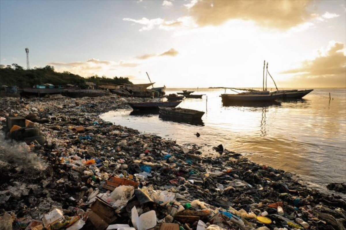 40 migrantes pierden la vida en incendio de barco frente a la costa de Haití
