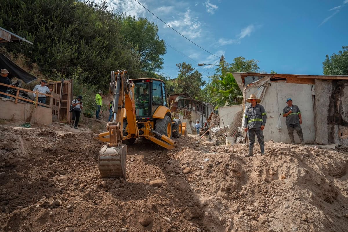La CESPT suspendió temporalmente el servicio de agua por una fuga en el acueducto Florido-Aguaje, afectando cerca de 500 colonias de Tijuana y Rosarito. Foto: Border Zoom.