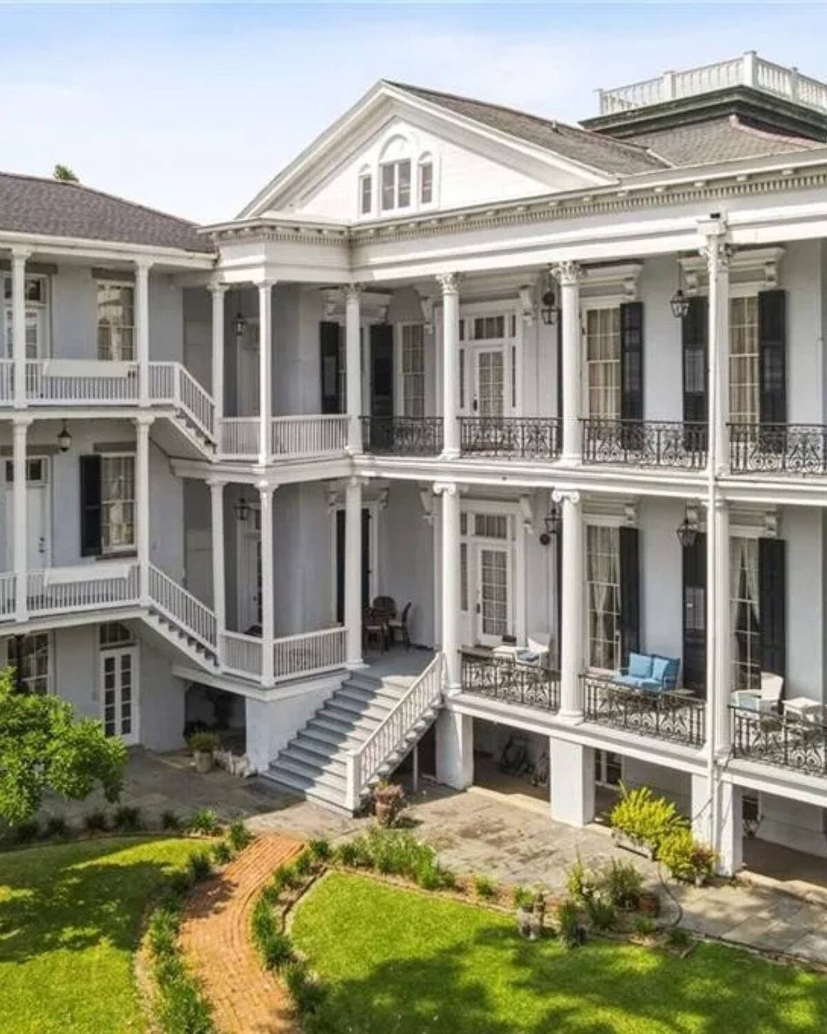 Buckner Mansion