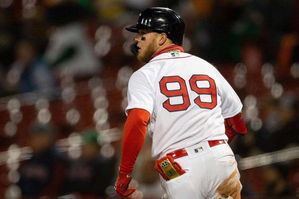VIDEO: Alex Verdugo batea jonrón por encima del ‘Monstruo Verde’