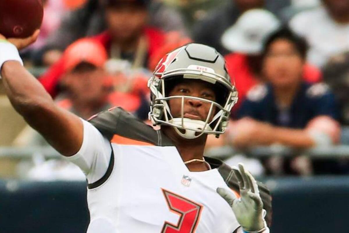 Bucaneros firman a Brady y su ex mariscal de campo se despide de ellos