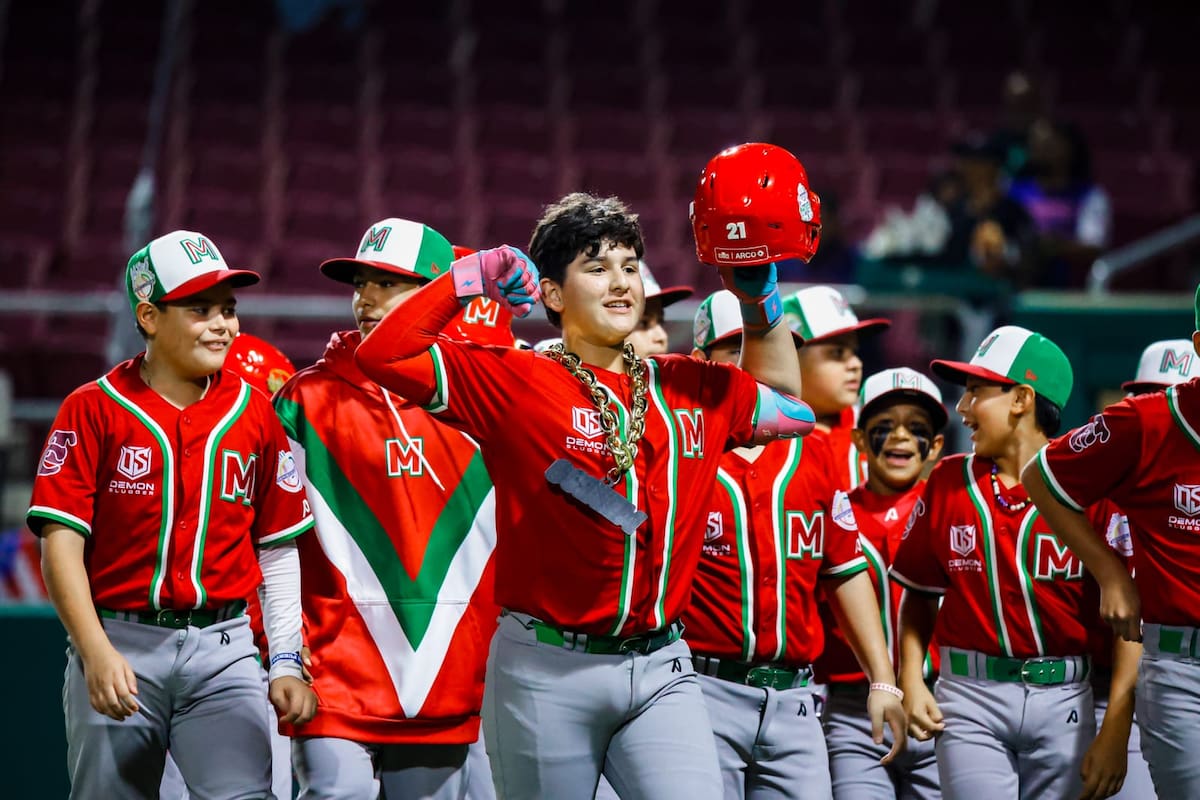 Hermosillense Ramón Figueroa implanta récord en Serie del Caribe Kids