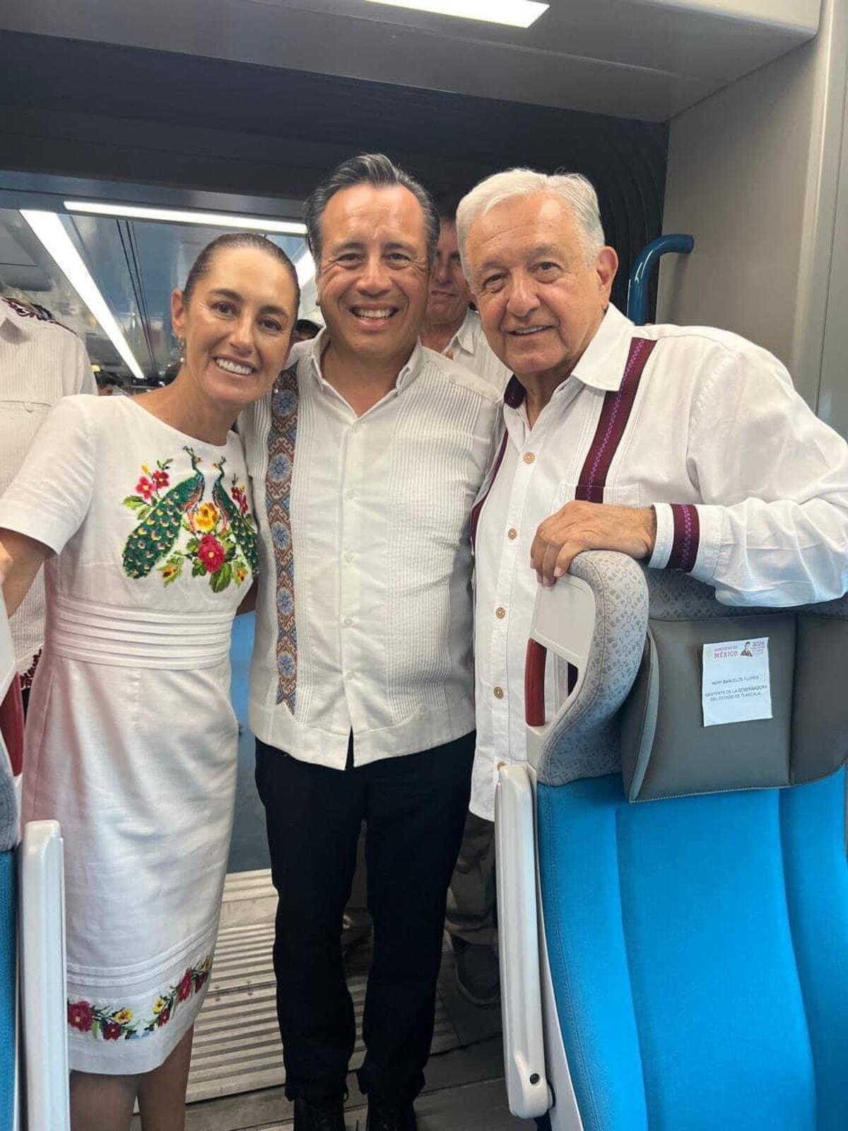 Cuitláhuac García junto a Sheinbaum y AMLO en una fotografía de archivo. | X @CuitlahuacGJ