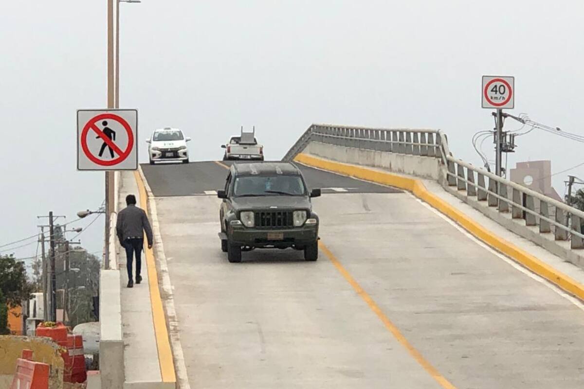 Puente vehicular en Rosarito presenta fallas de origen y no permite paso a peatones
