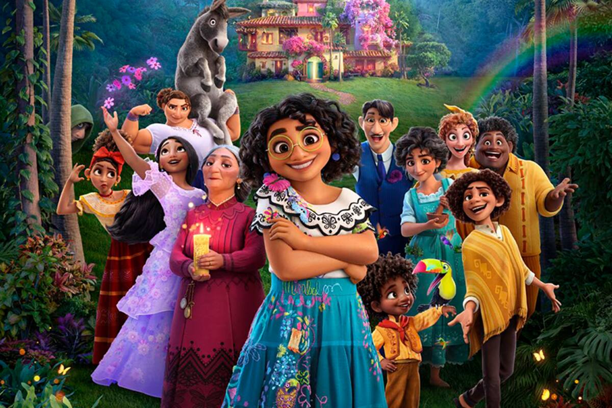 "Encanto: el concierto de cine Sing Along", banda en escenario y largometraje en Chula Vista