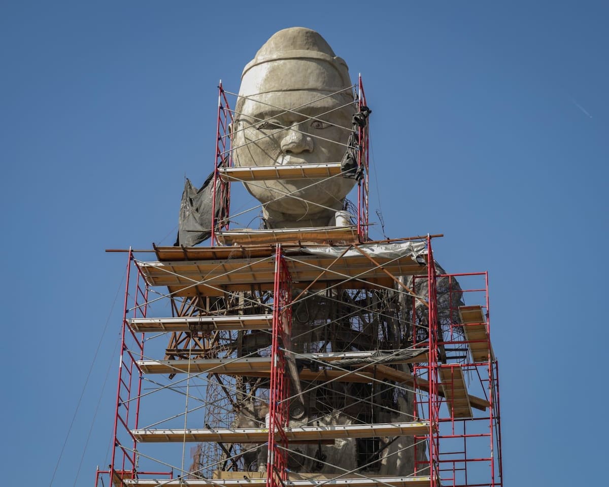 El proyecto del Cocinero Chino está previsto para concluir el próximo 31 de diciembre, luego de varias prórrogas de entrega y sanciones al artista. Así va el avance del monumento. (Foto: Javier Gallegos)