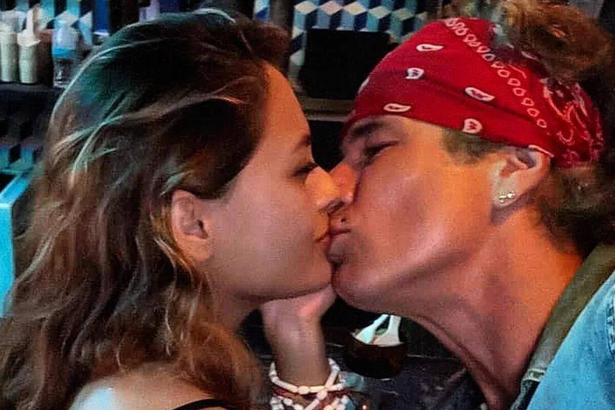 Fernando Carrillo se declara totalmente enamorado