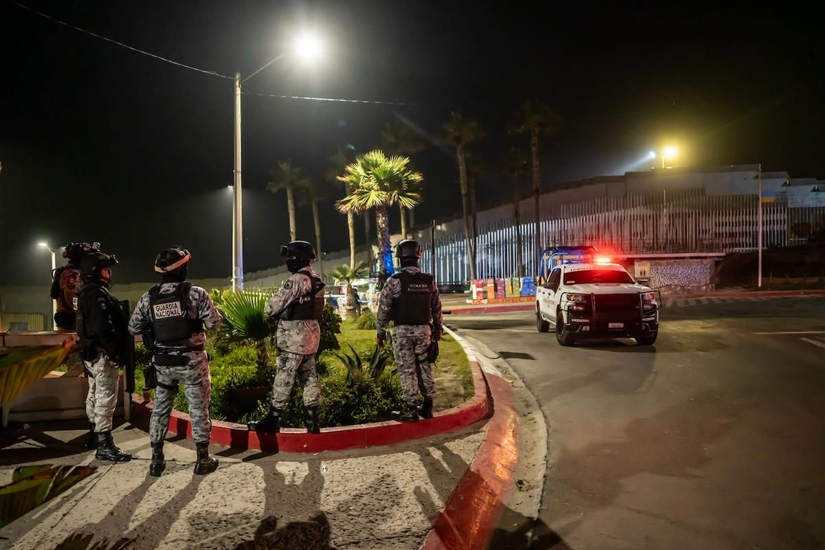 Reporte de cruce por mar moviliza a autoridades en Playas de Tijuana