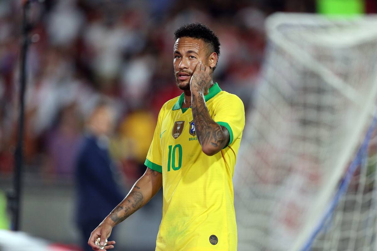 Entrenador del PSG confirma regreso de Neymar a la actividad