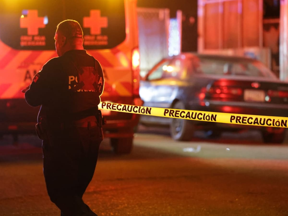 Un hombre fue agredido a balazos en la colonia Pasadina, donde los sospechosos se atrincheraron en un domicilio. Entre los detenidos está un adolescente de 17 años. (Foto: Javier Gallegos)