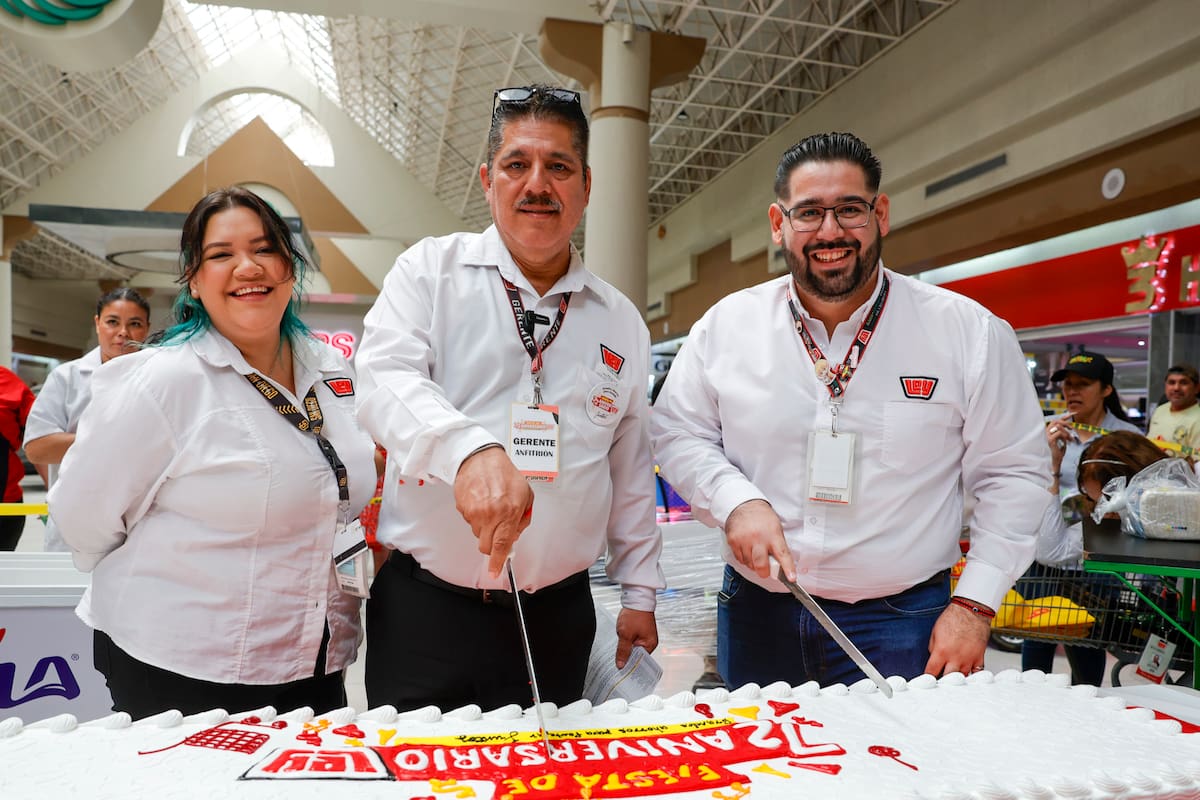 Casa Ley celebra 72 años con pastel de 16 metros en Mexicali