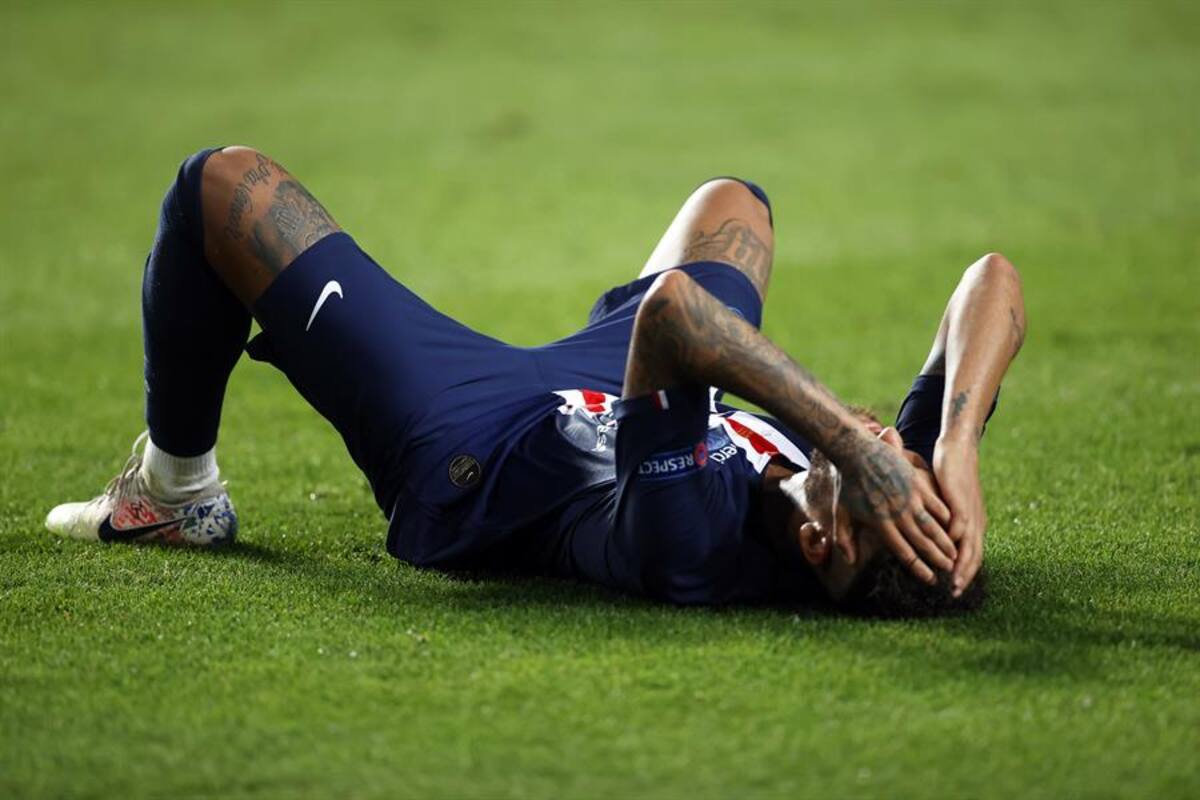 Las lágrimas de Neymar tras perder la Champions; también hay memes con Maluma