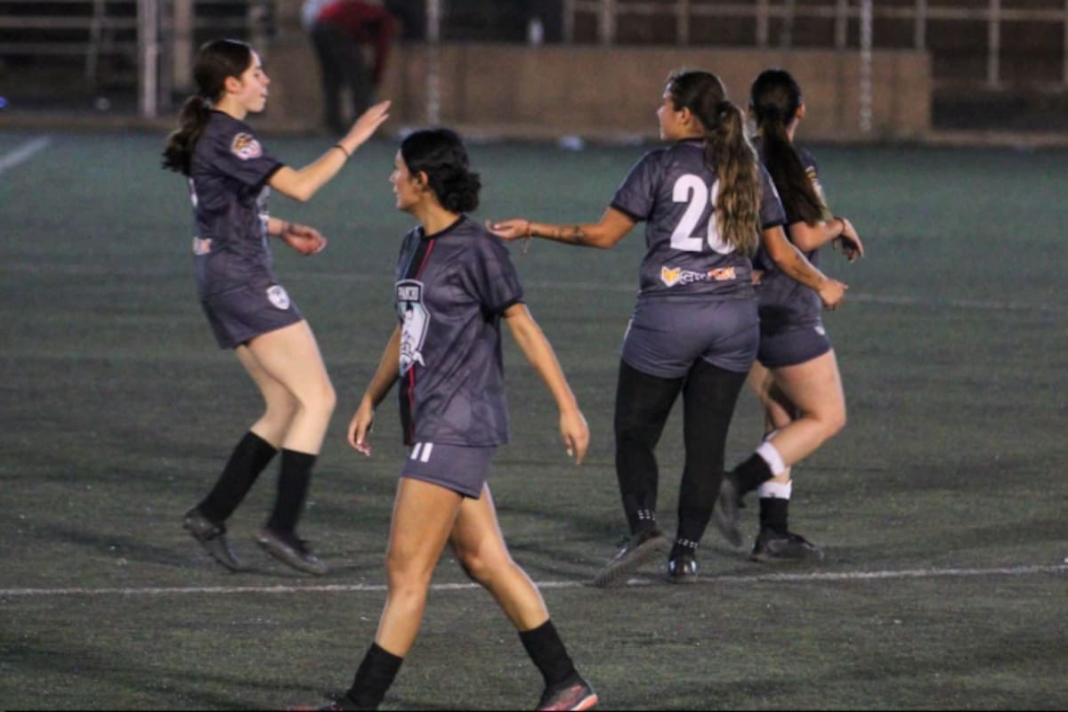 Pancho Villa sigue imparable