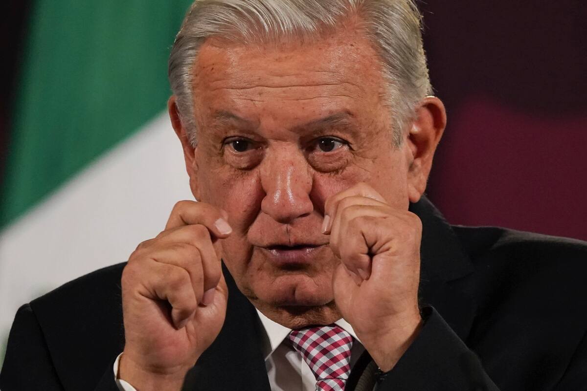 AMLO “recupera” aprobación como presidente, según encuesta del Reforma