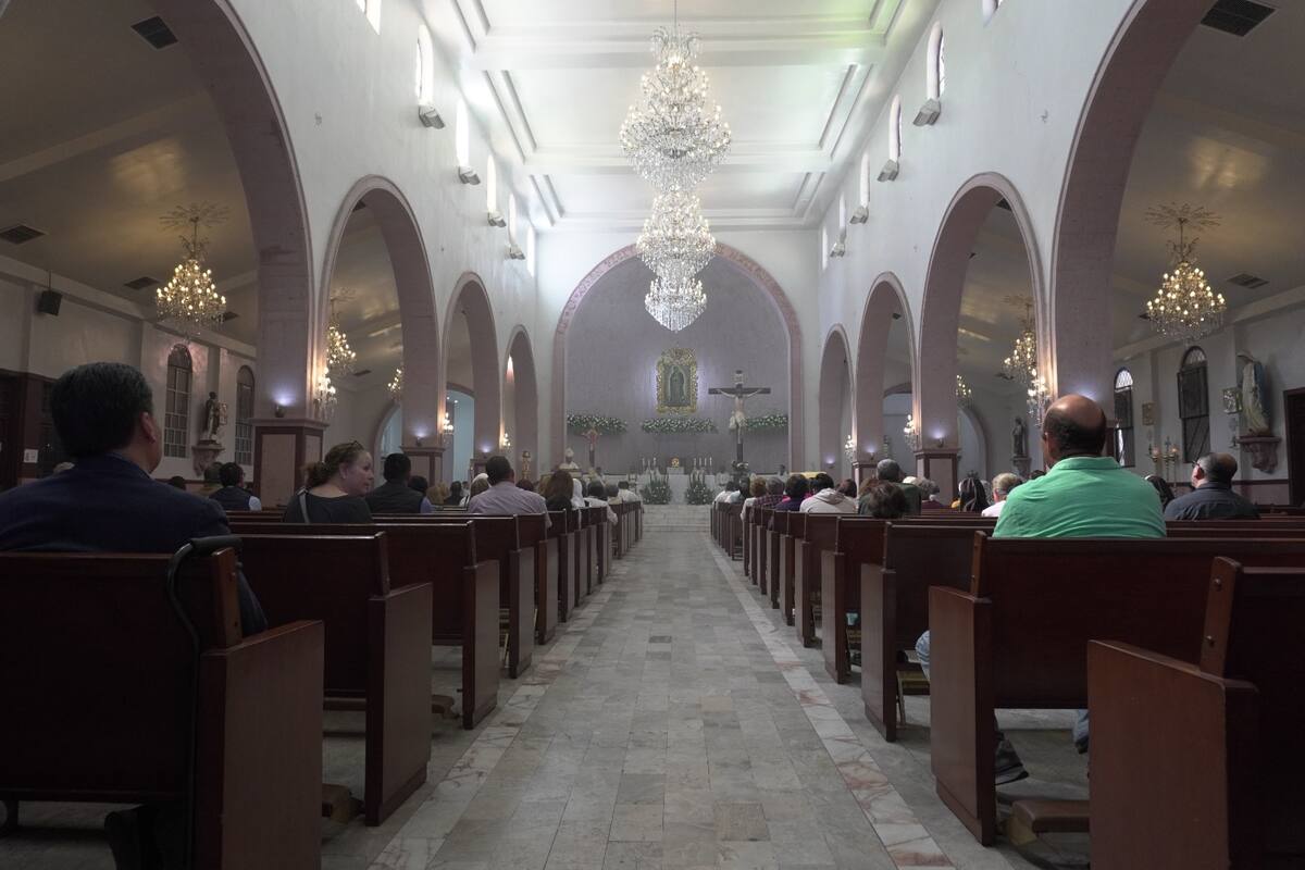 Más allá del impacto en la salud emocional, la asistencia regular a misa también podría estar relacionada con una mayor esperanza de vida. . Foto: Ilustrativa/Diego Maldonado.