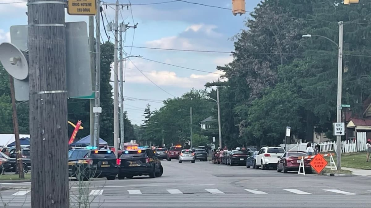 Un tiroteo cerca de un festival en Ohio deja al menos 12 personas heridas, dos en estado crítico
