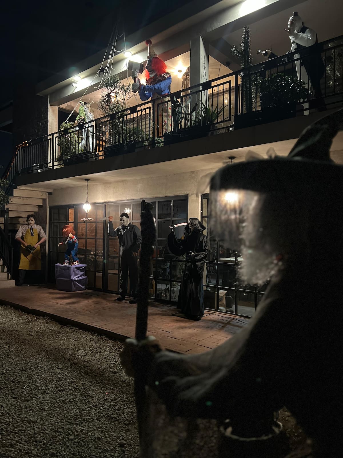 Entre las atracciones que más destacan se encuentran payasos, zombis y personajes icónicos del cine de terror. Foto: Cortesía