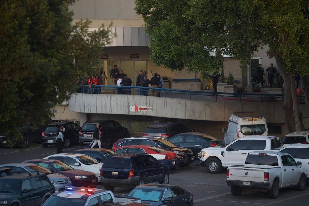 El ataque fue presuntamente por un par de sicarios que ingresaron vestidos como si fueran personal médico. Foto: Cortesía