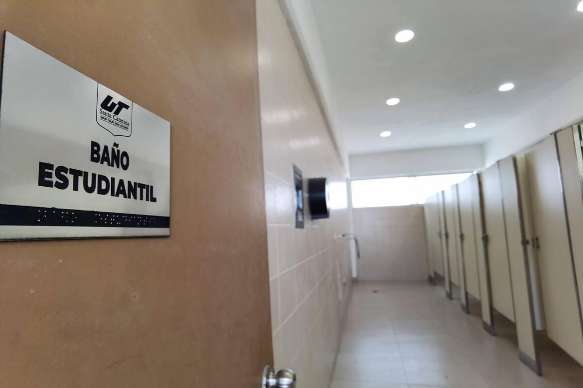 Nuevo León: Se inaugura primer baño estudiantil sin distinción de género