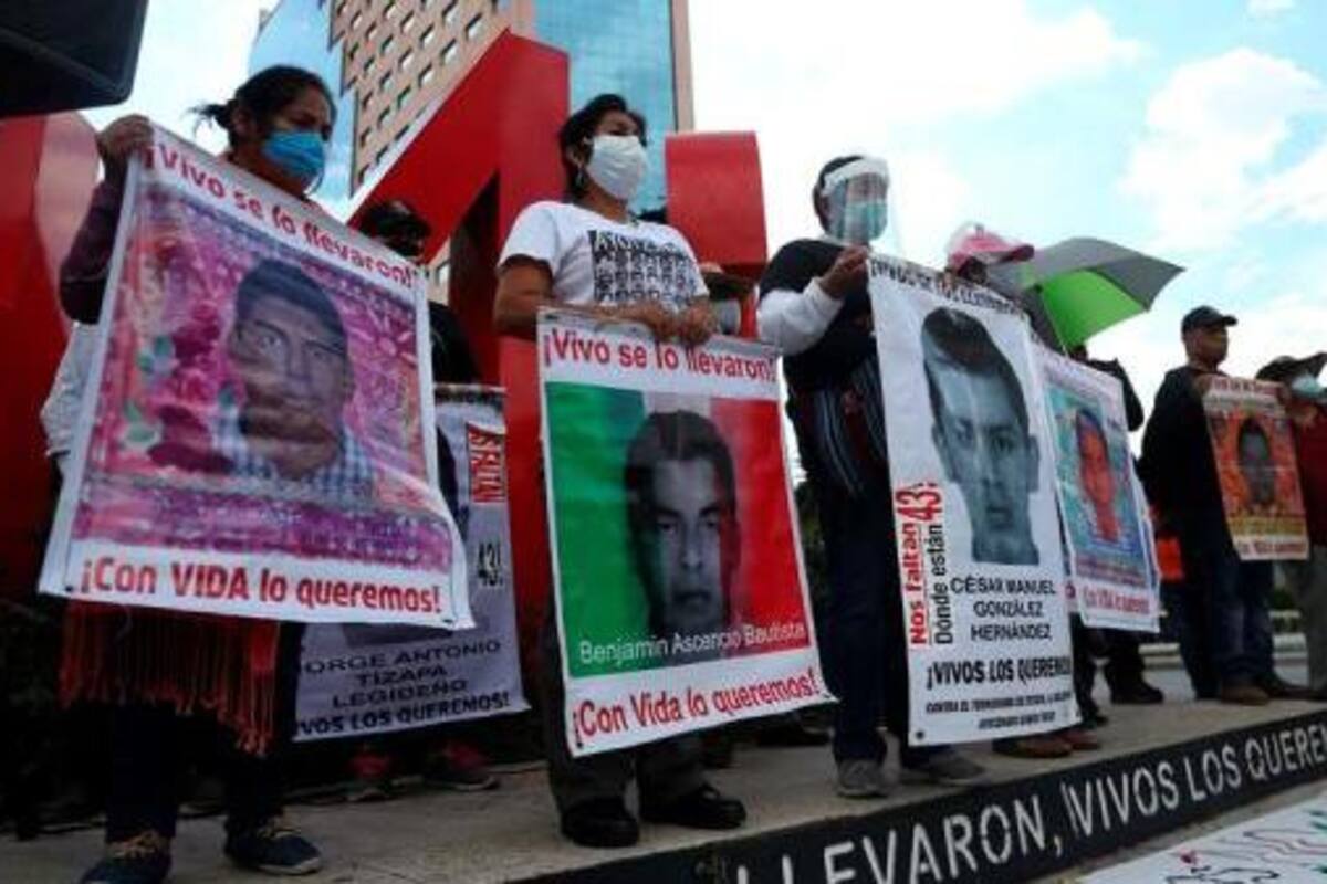 Existe corrupción en Poder Judicial de México: Padres de normalistas de Ayotzinapa