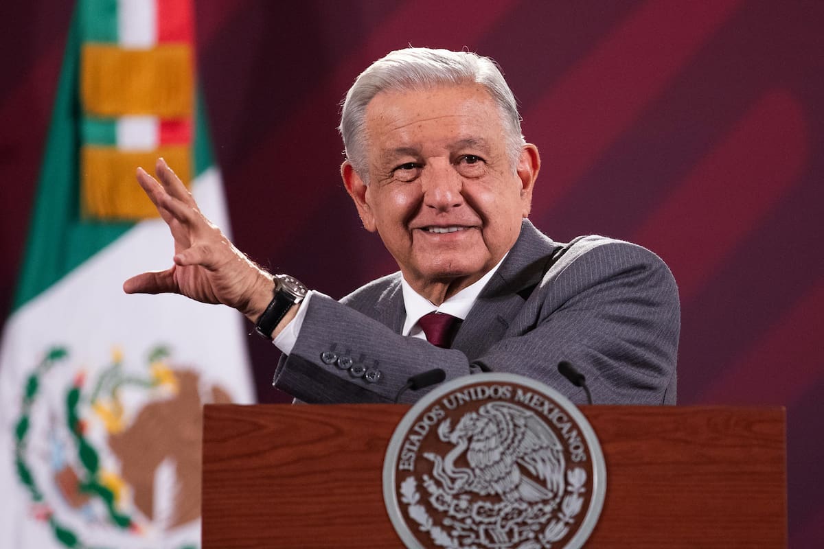Fotografía cedida por la Presidencia de México del mandatario mexicano, Andrés Manuel López Obrador, durante una rueda de prensa en el Palacio Nacional de la Ciudad de México. | Crédito: EFE/Presidencia de México