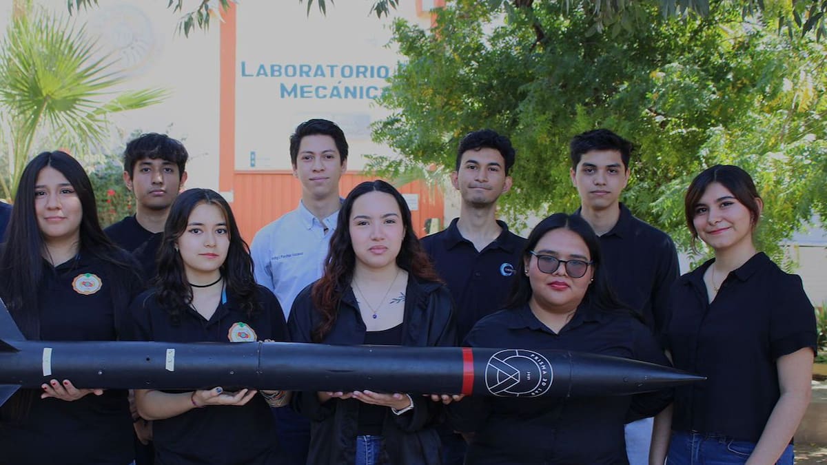 Estudiantes del ITH venden ceviche para reunir fondos y participar en el torneo internacional Baja Rocket 2026