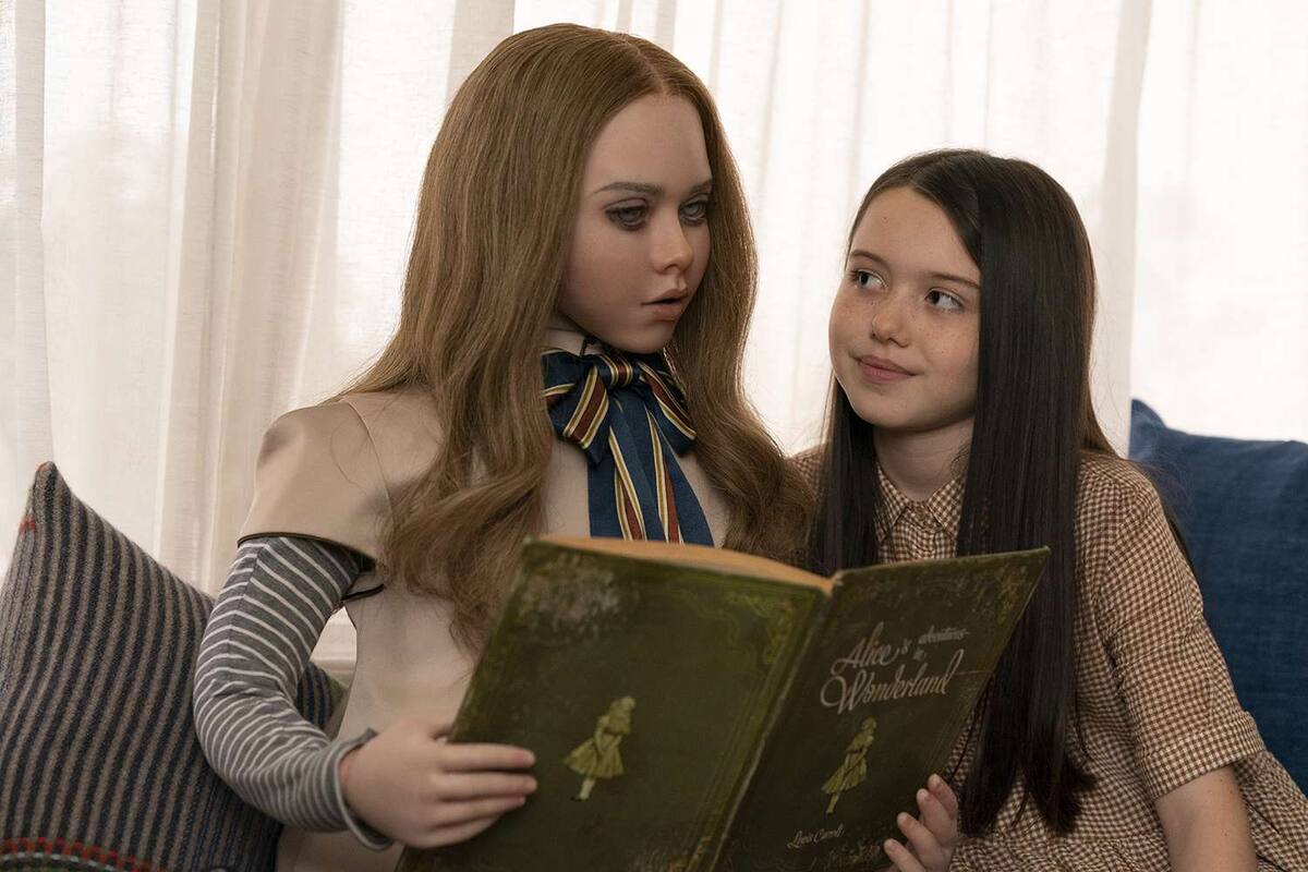 Violet McGraw en "MEGAN" (2022)